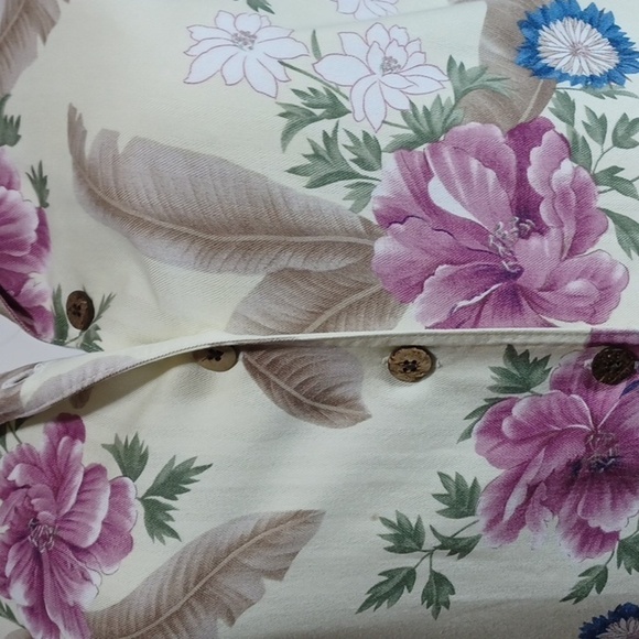 Jamaica Bay floral design top size m in a beautiful paradise color selection - Picture 2 of 5